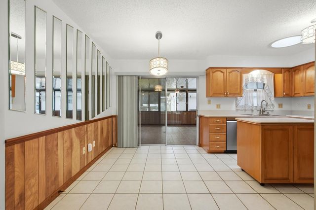 11 WILDWOOD DRIVE, Edgewater, FL 32132