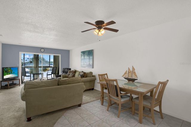 4939 FLORAMAR TERRACE 204, New Port Richey, FL 34652