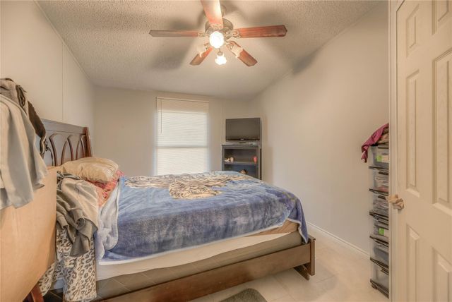 17709 Pine View Drive, Conroe, TX 77302