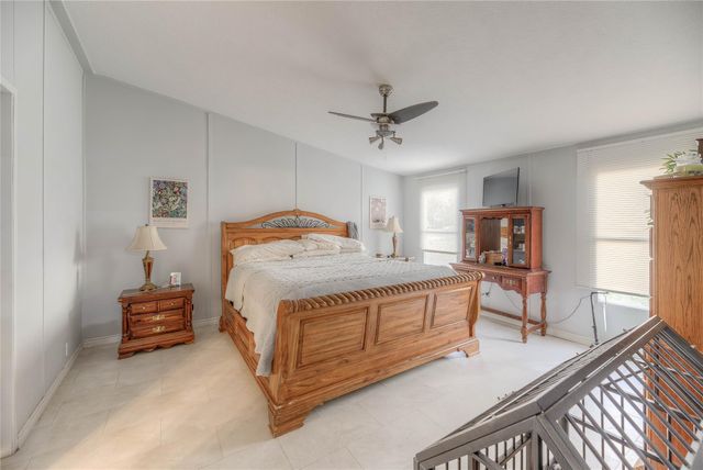 17709 Pine View Drive, Conroe, TX 77302