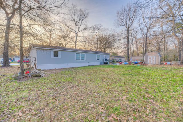 17709 Pine View Drive, Conroe, TX 77302