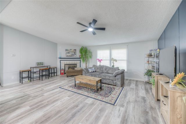 17709 Pine View Drive, Conroe, TX 77302