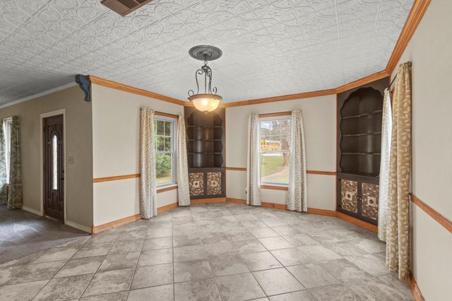 301 N Pine Street, Woodville, TX 75979