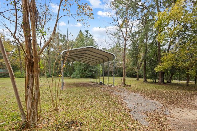 301 N Pine Street, Woodville, TX 75979