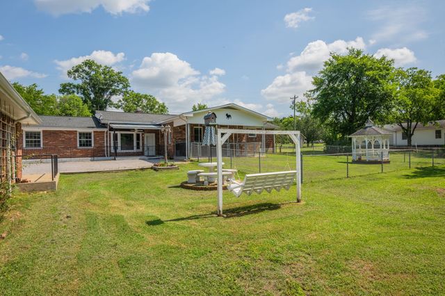 2065 Kidd Rd, Nolensville, TN 37135