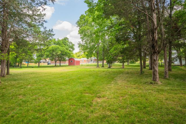 2065 Kidd Rd, Nolensville, TN 37135