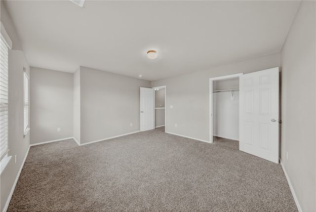 949 E Sparrow Circle, Fayetteville, AR 72701