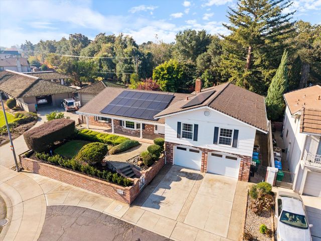 1786 Le Bec Ct, Lodi, CA 95240