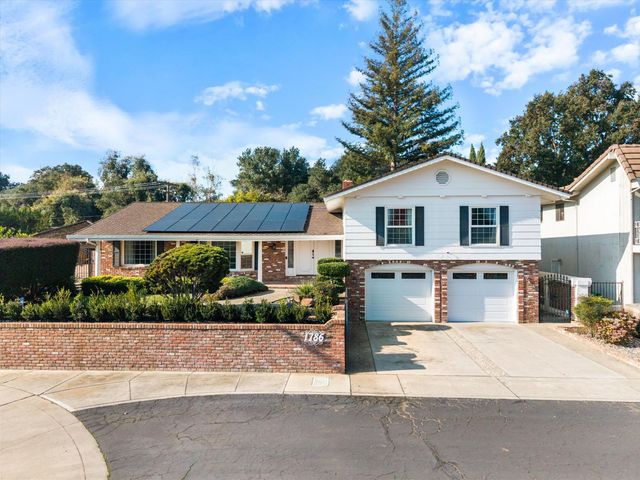 1786 Le Bec Ct, Lodi, CA 95240