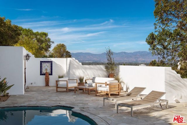 15012 Del Gado Drive, Sherman Oaks, CA 91403