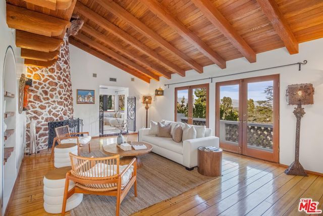15012 Del Gado Drive, Sherman Oaks, CA 91403