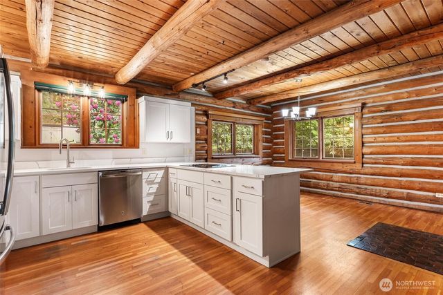19125 233rd Avenue NE, Woodinville, WA 98077