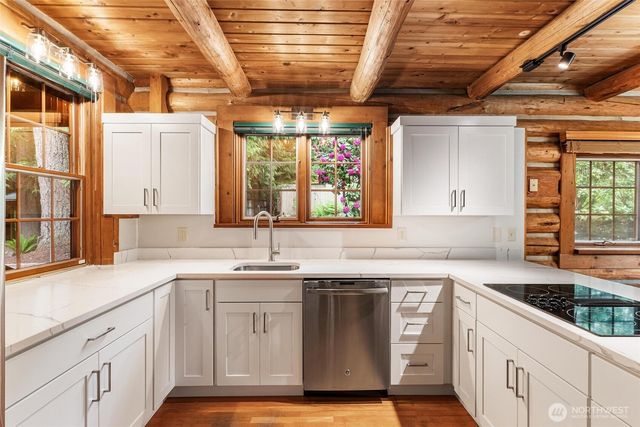 19125 233rd Avenue NE, Woodinville, WA 98077