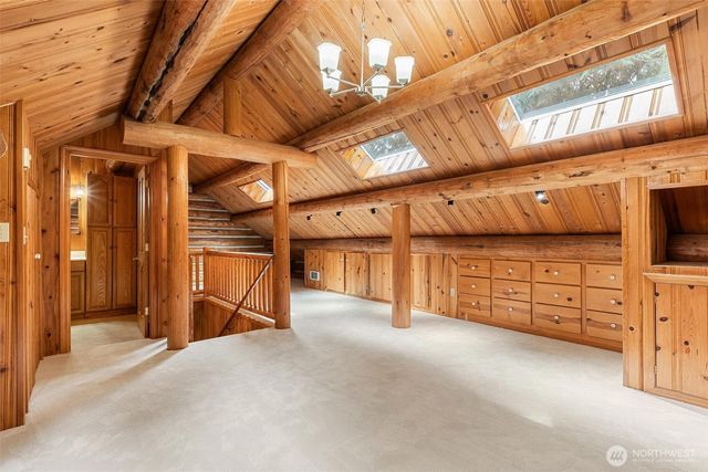 19125 233rd Avenue NE, Woodinville, WA 98077