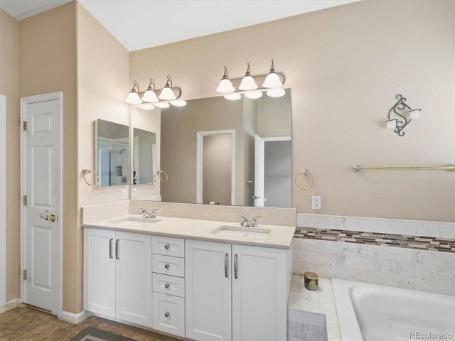 9801 S Johnson St, Littleton, CO 80127