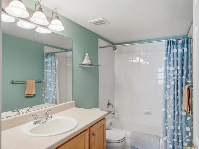 9801 S Johnson St, Littleton, CO 80127