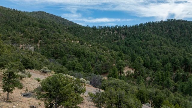 2567 Atalaya Hills Trail, Santa Fe, NM 87505