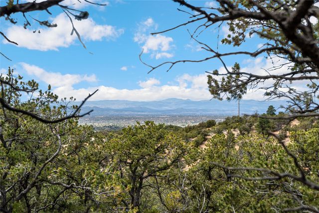 2567 Atalaya Hills Trail, Santa Fe, NM 87505