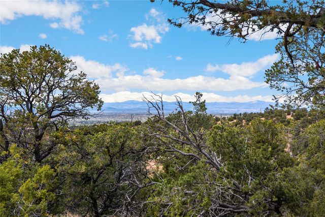 2567 Atalaya Hills Trail, Santa Fe, NM 87505