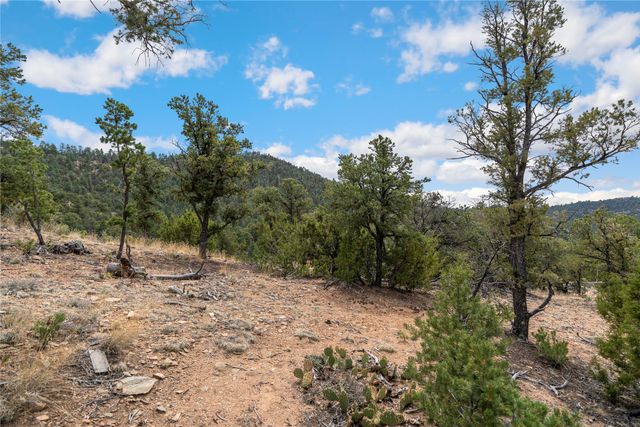 2567 Atalaya Hills Trail, Santa Fe, NM 87505