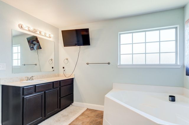 6513 Fordham Street, Lubbock, TX 79416