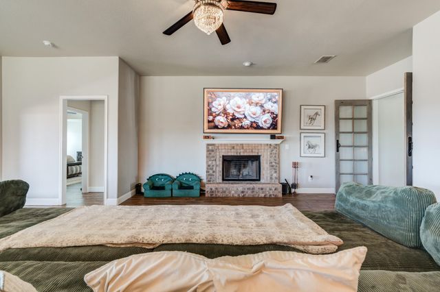 6513 Fordham Street, Lubbock, TX 79416