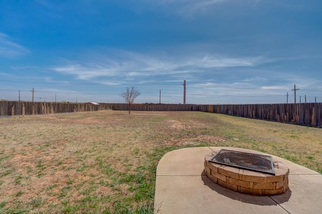 6513 Fordham Street, Lubbock, TX 79416