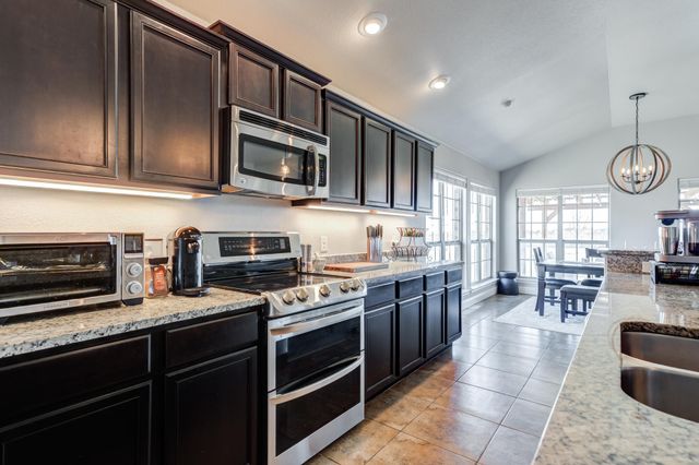 6513 Fordham Street, Lubbock, TX 79416