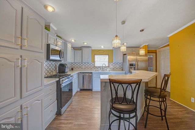 26 E GRIFFITH ST, Penns Grove, NJ 08069