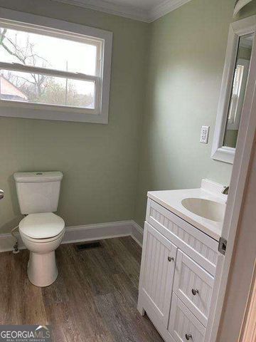 1605 Broad Street, Conyers, GA 30012
