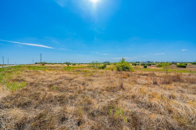 514 Hollow Drive, Lipan, TX 76433