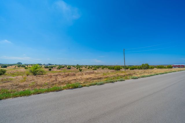 514 Hollow Drive, Lipan, TX 76433