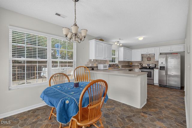 412 Sunland Drive Drive, Mebane, NC 27302