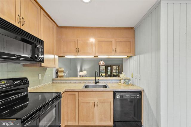 756D SALT POND RD, Bethany Beach, DE 19930