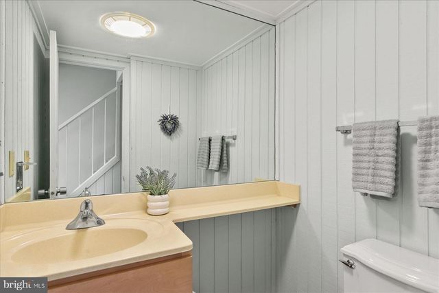756D SALT POND RD, Bethany Beach, DE 19930