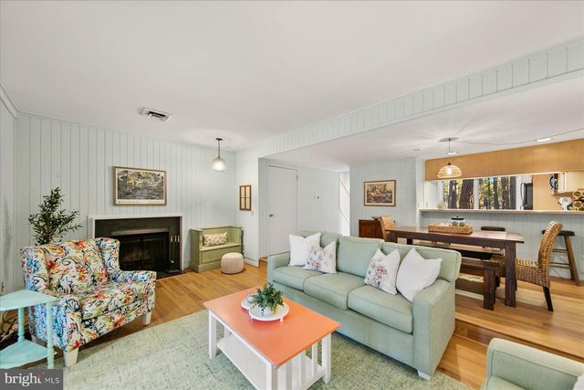 756D SALT POND RD, Bethany Beach, DE 19930