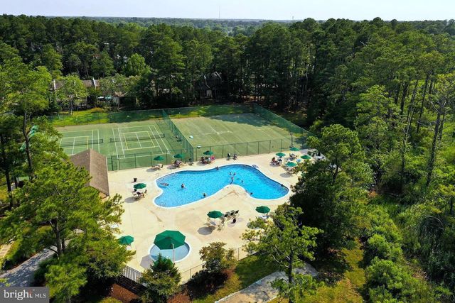 756D SALT POND RD, Bethany Beach, DE 19930