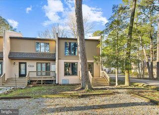 756D SALT POND RD, Bethany Beach, DE 19930