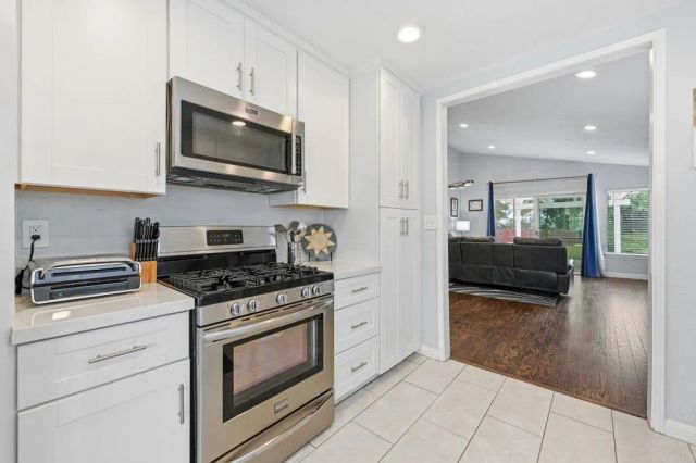 5448 Gooseberry way, Oceanside, CA 92057