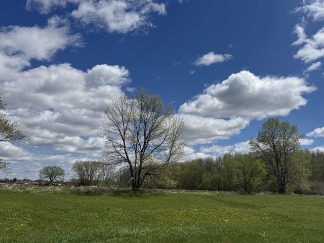1041 SANDPIPER DRIVE, Menasha, WI 54952