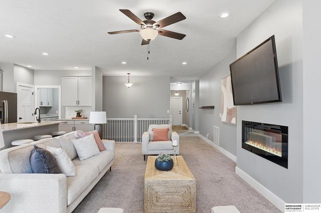 8230 N 173rd Street, Bennington, NE 68007