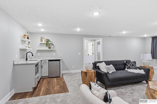 8230 N 173rd Street, Bennington, NE 68007