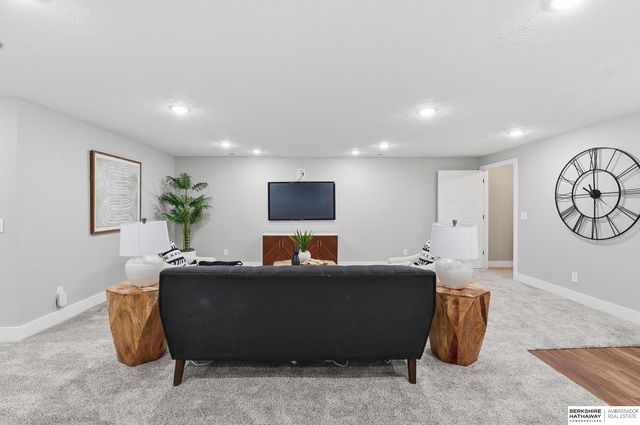 8230 N 173rd Street, Bennington, NE 68007