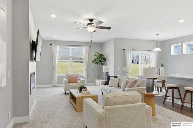 8230 N 173rd Street, Bennington, NE 68007