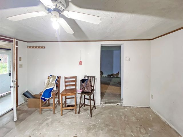 26 McNair Ave, Burgettstown Boro, PA 15078