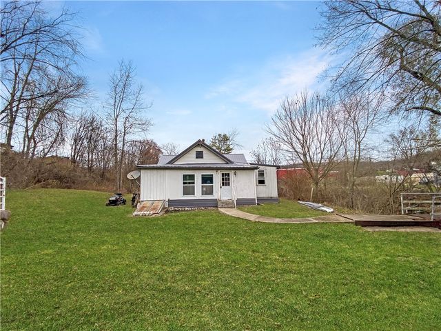 26 McNair Ave, Burgettstown Boro, PA 15078