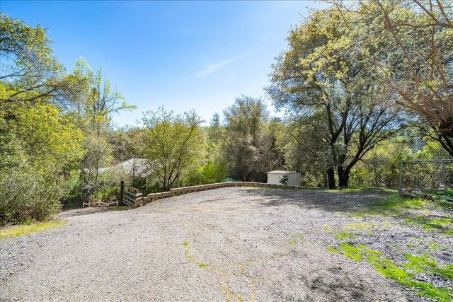 1302 Nicks Ln, Placerville, CA 95667