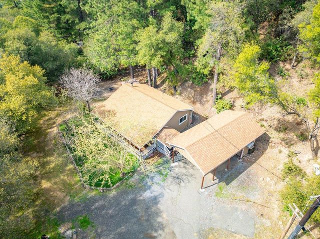 1302 Nicks Ln, Placerville, CA 95667