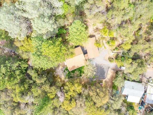 1302 Nicks Ln, Placerville, CA 95667