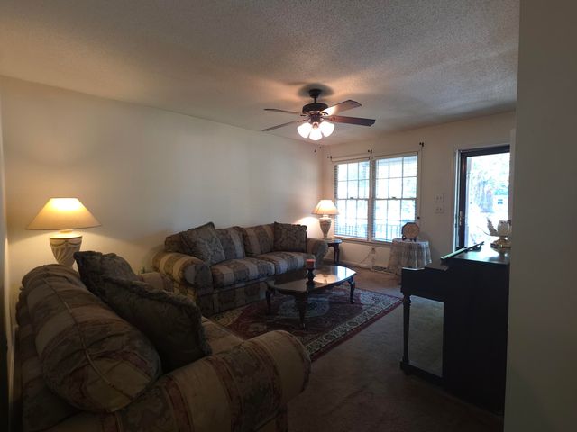 1541 Fort Johnson Road, Charleston, SC 29412